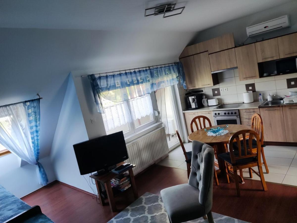 Blue Apartman Apartment Makó Екстериор снимка