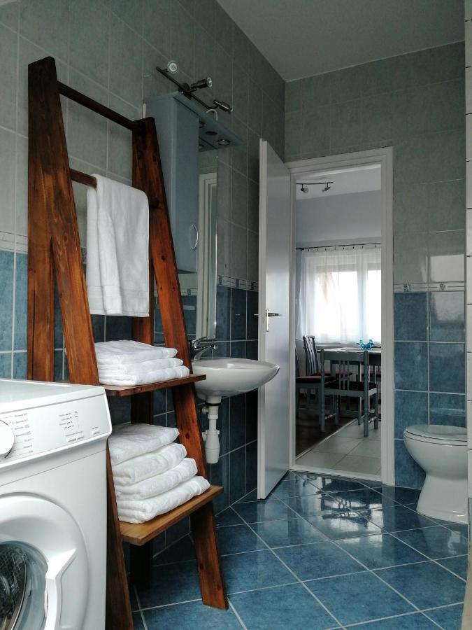 Blue Apartman Apartment Makó Екстериор снимка